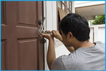 Horsham Locksmith Service Horsham, PA 215-716-7630 - 16a-emergency-locksmith-opening